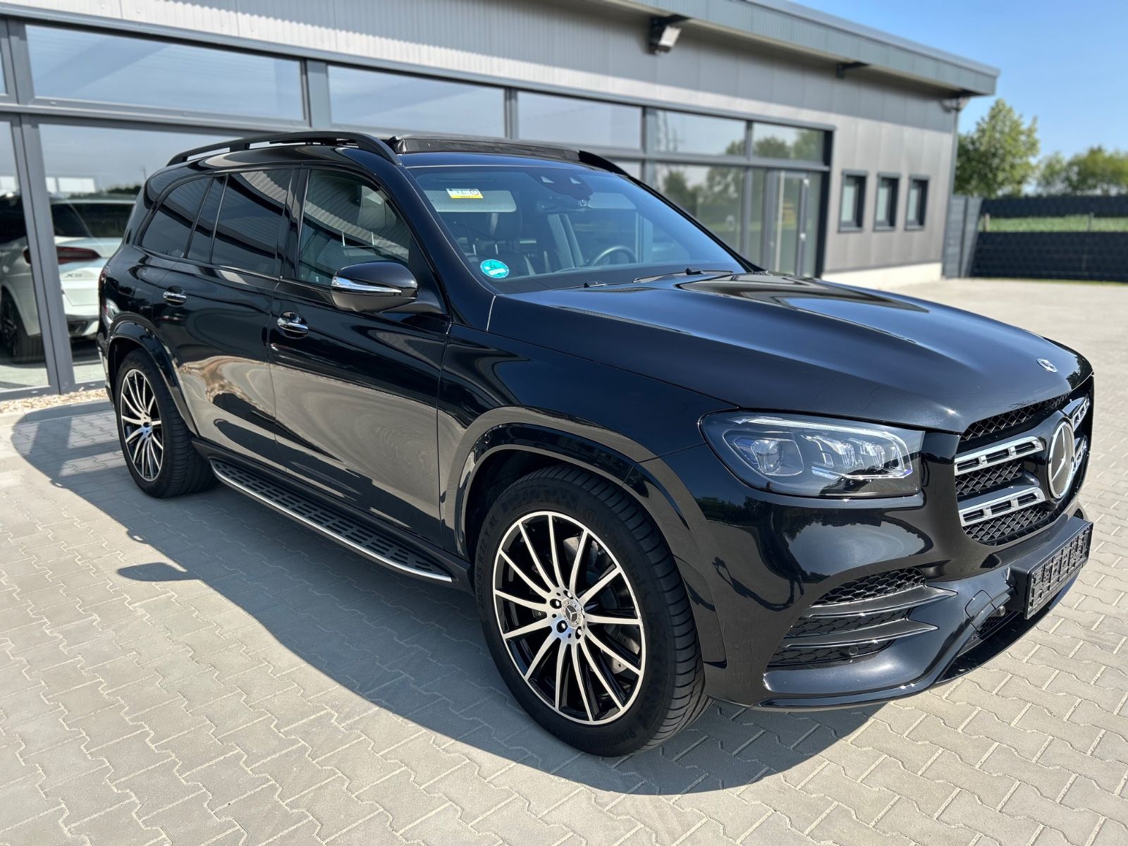 Mercedes-Benz GLS 450 4M AMG - Samsaru's Car Outlet