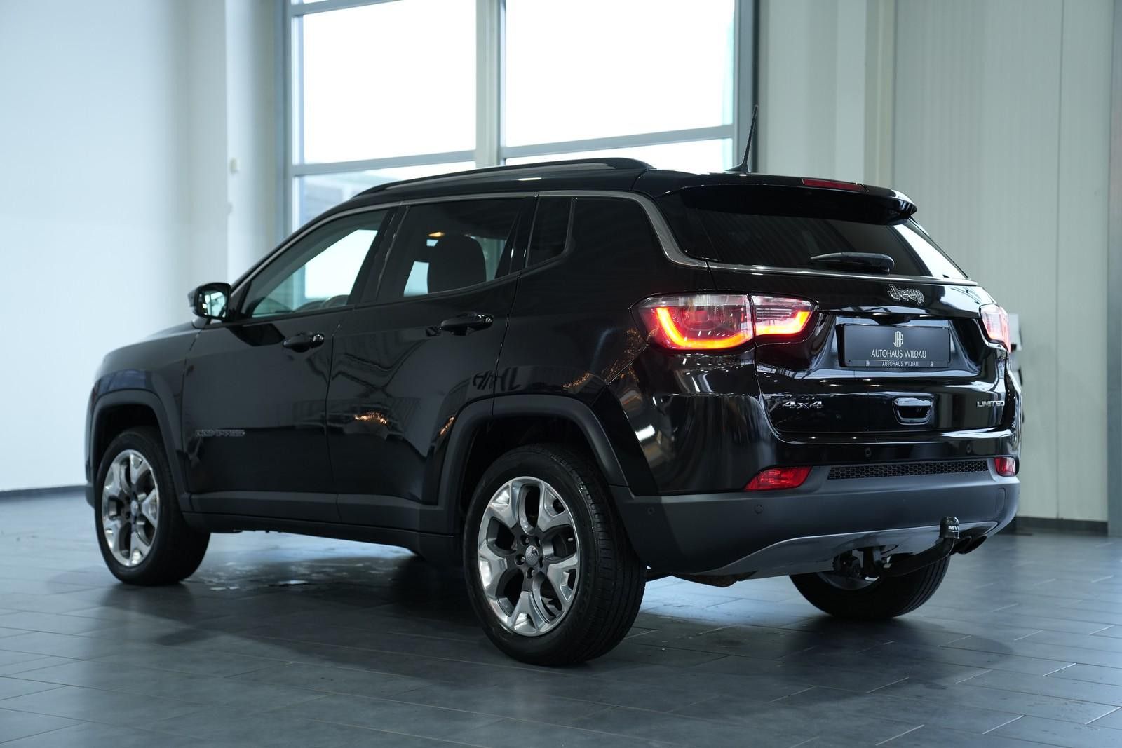 Jeep Compass Limited 4X4 *AUT*NAV**KEYLEES*LEDER*AHK*
