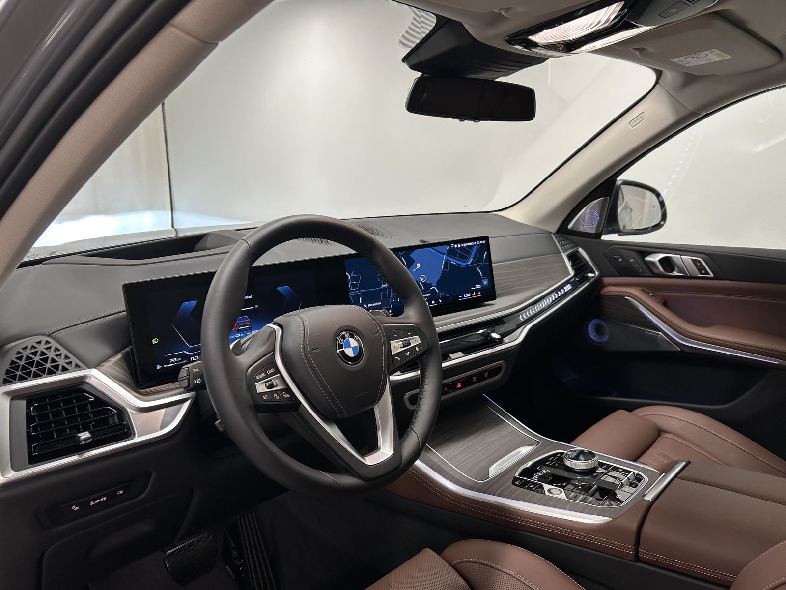 BMW X5 xDrive40i M Sportpaket AHK B&W Pano. DAB Driv