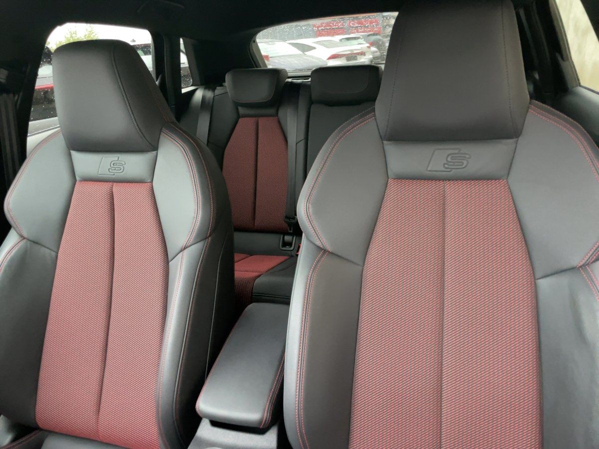 Audi A3 Sportback 1.4 TFSI e-tron S line MATRIX+APP