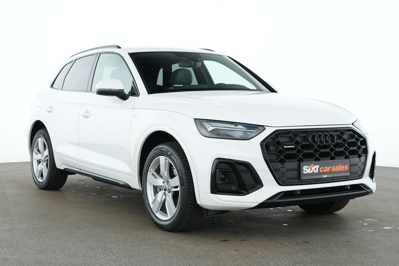 Audi Q5 40 TDI quattro S line - Samsaru's Car Outlet