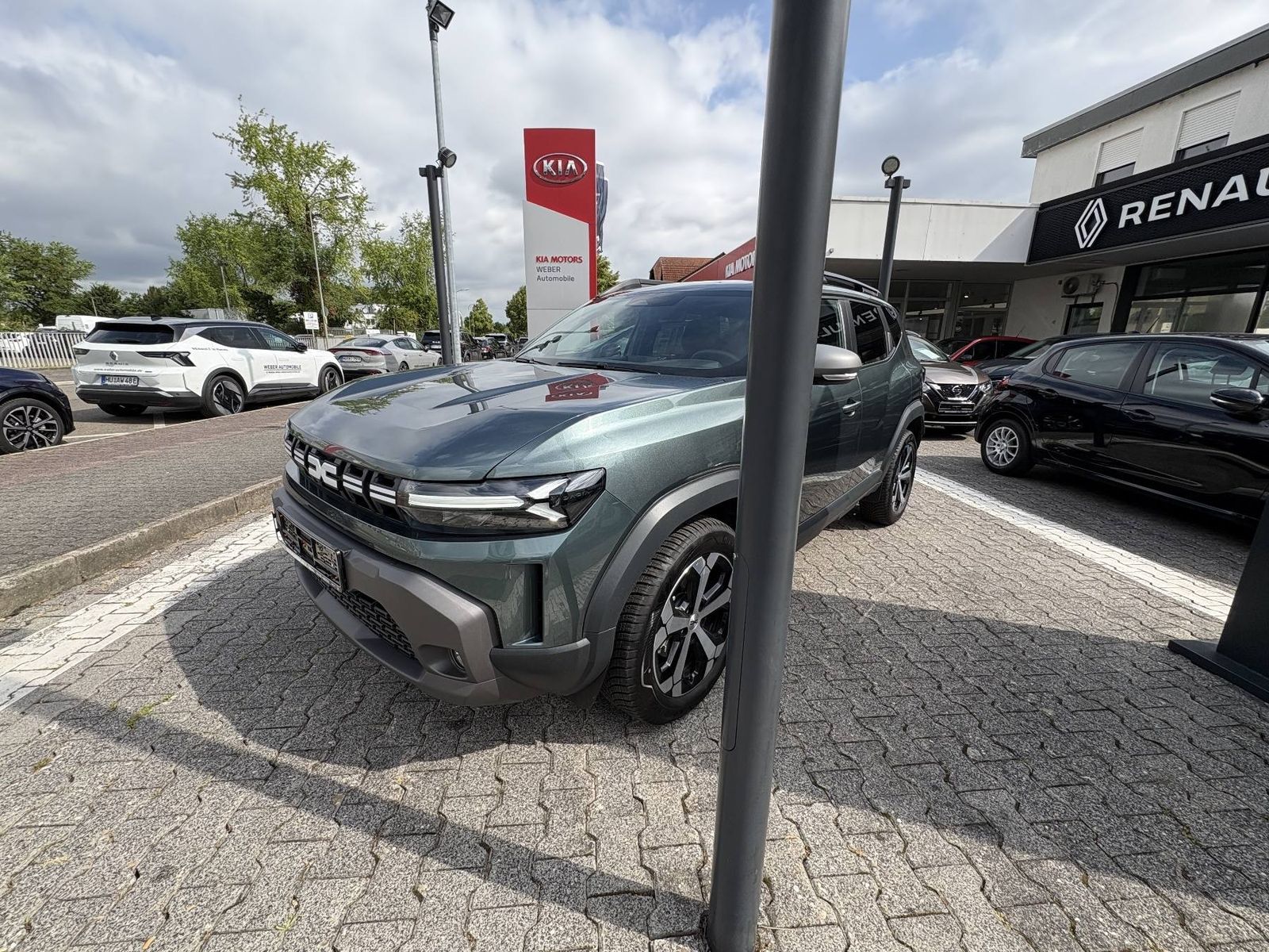 Dacia Duster III Hybrid 140 Journey - Samsaru's Car Outlet