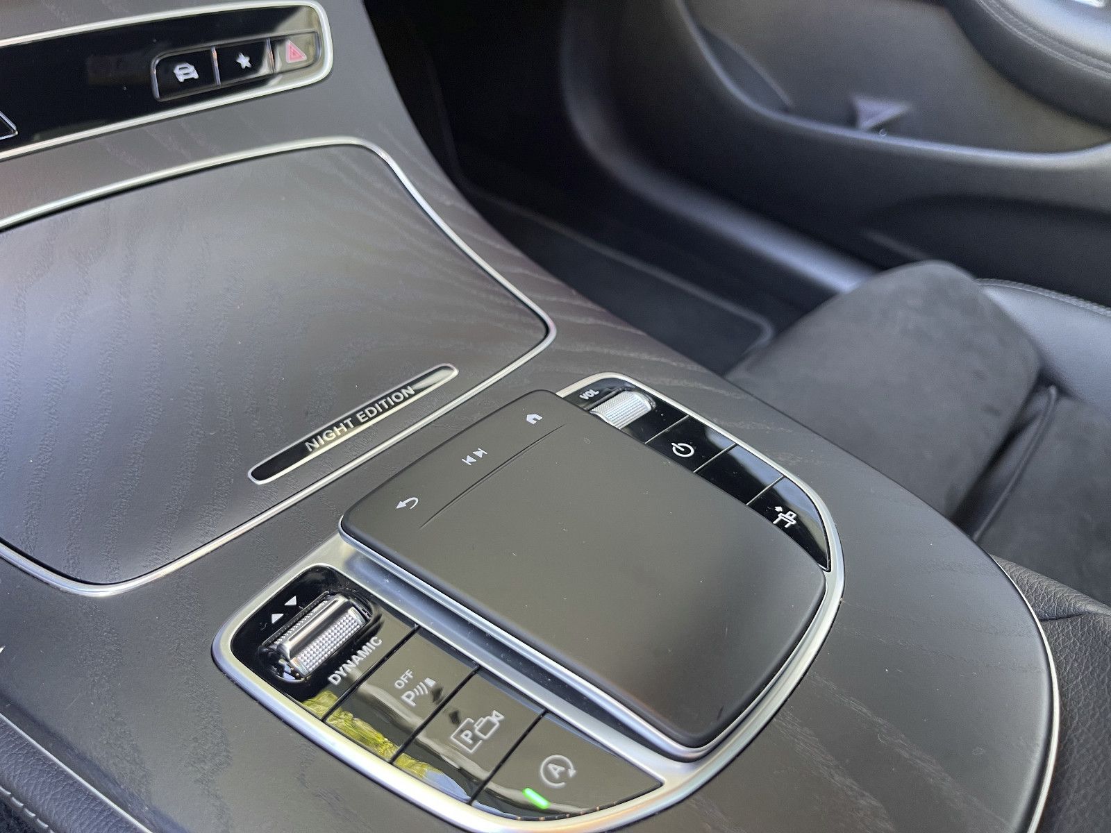 Mercedes-Benz E 220d Coupe 4M AMG Line - Samsaru's Car Outlet