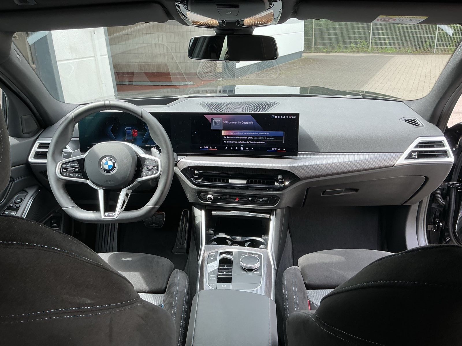 BMW 320d xDrive TOURING M SPORT LC PROF ACC AKUSTIK