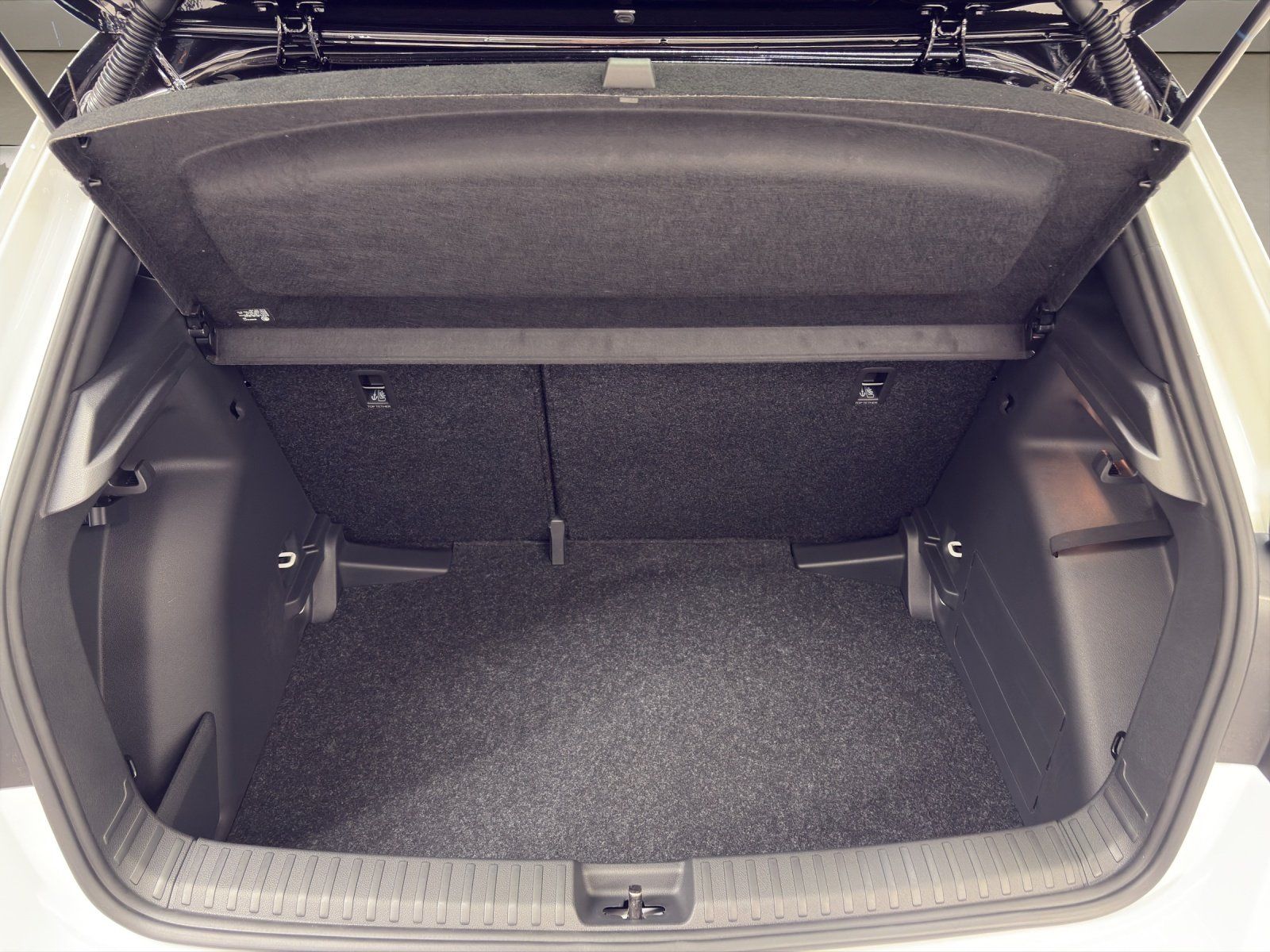 Skoda Fabia 130 Edition ACC Navi LED PDC KlimaA