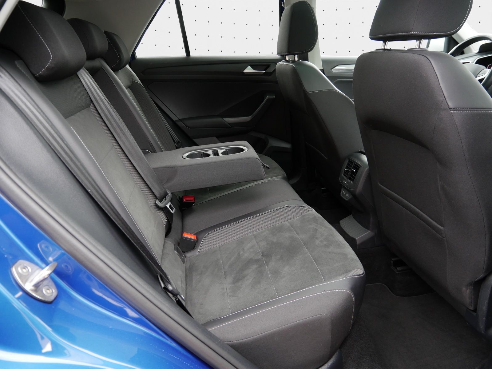 Volkswagen T-Roc Style 1.0 TSI - Samsaru's Car Outlet