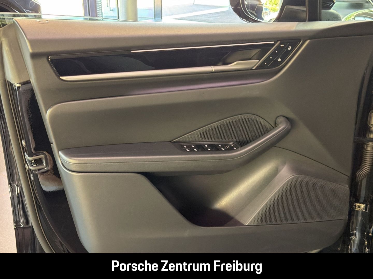 Porsche Macan 4 LED-Matrix lLuftfederung PASM 21-Zoll