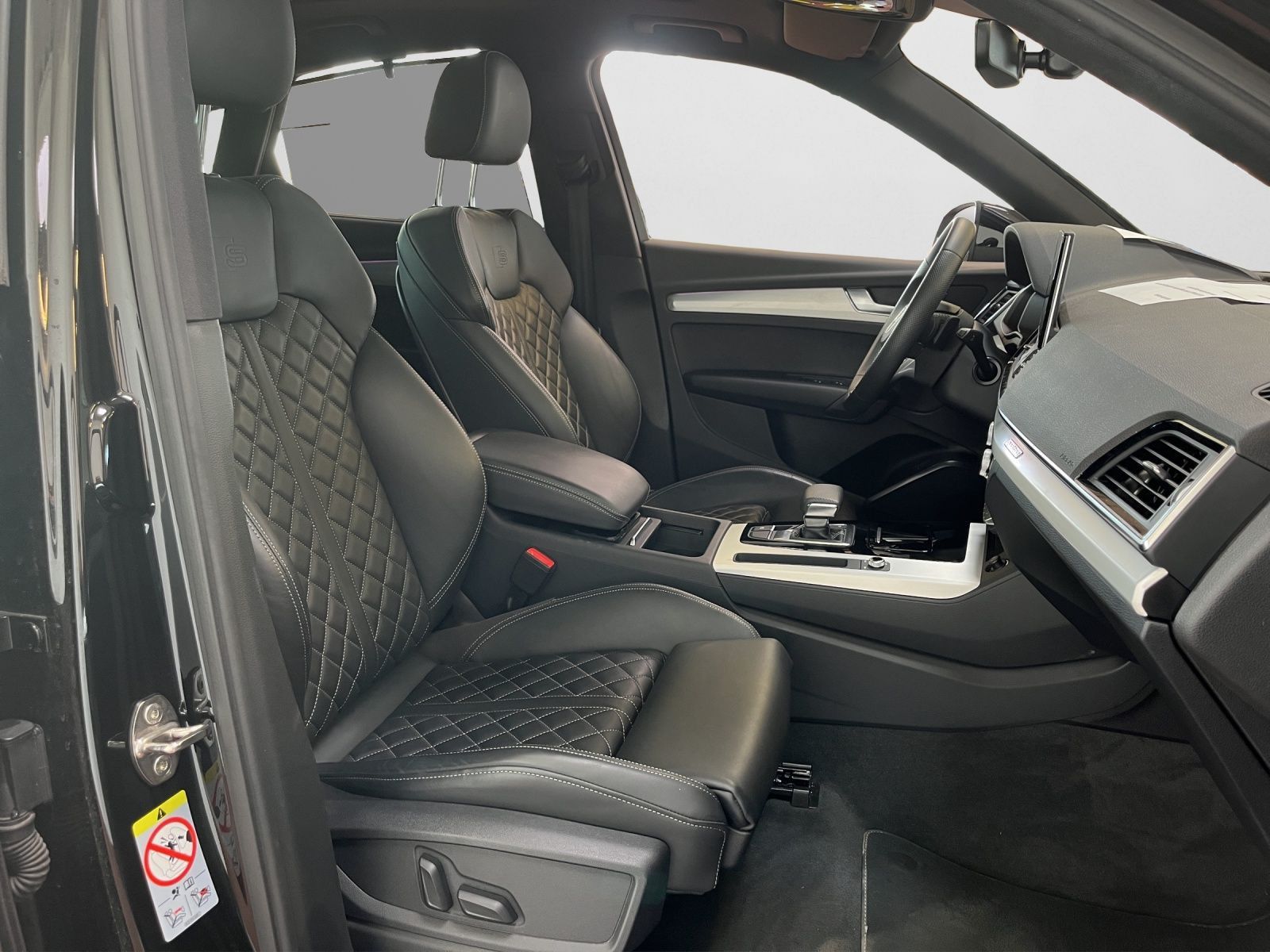 Audi Q5 Sportback S line 45 TFSI qu. - Samsaru's Car Outlet