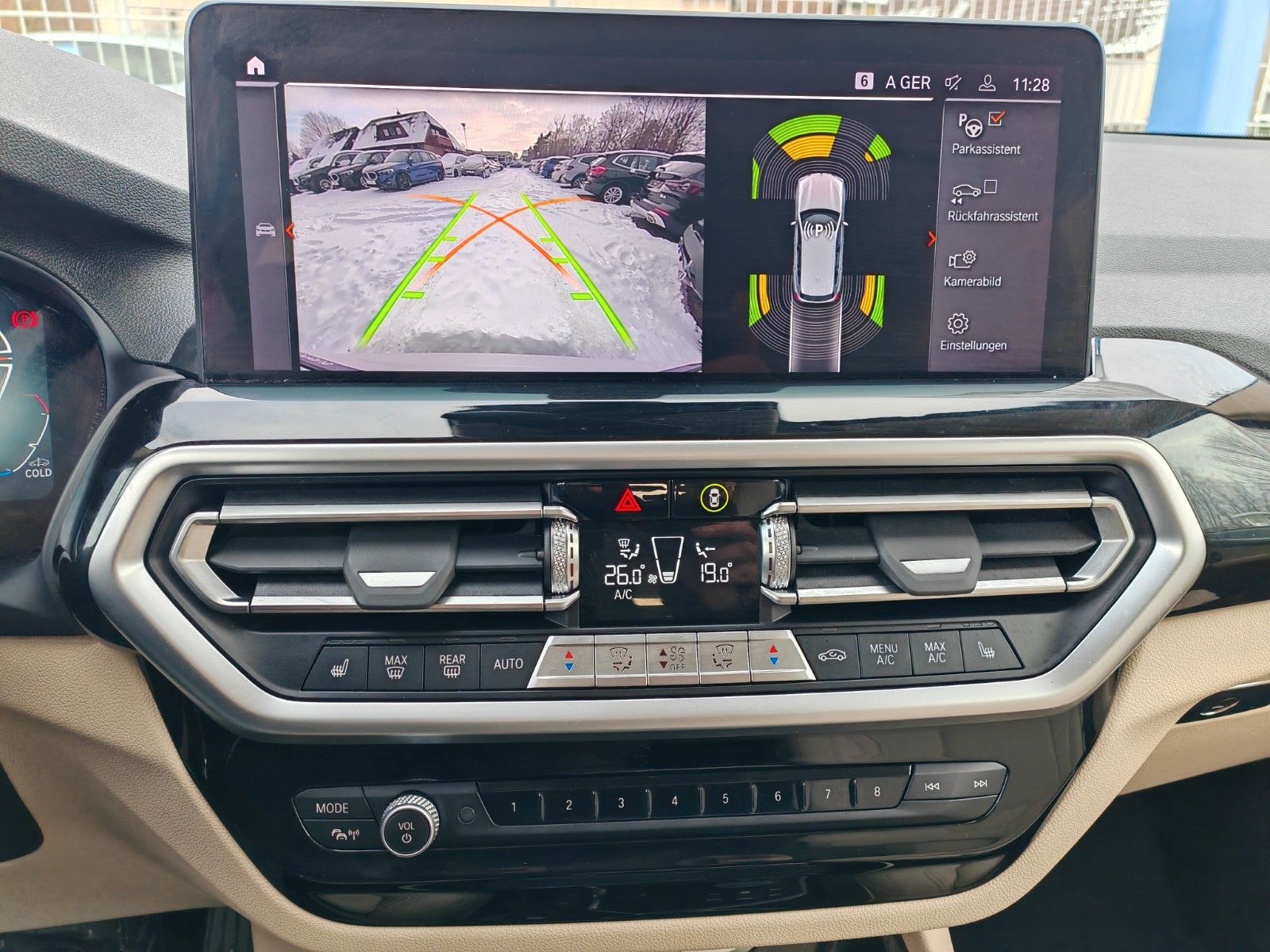 BMW X3 xD20d FACELIFT LASER KAMERA AHK Unfallfrei