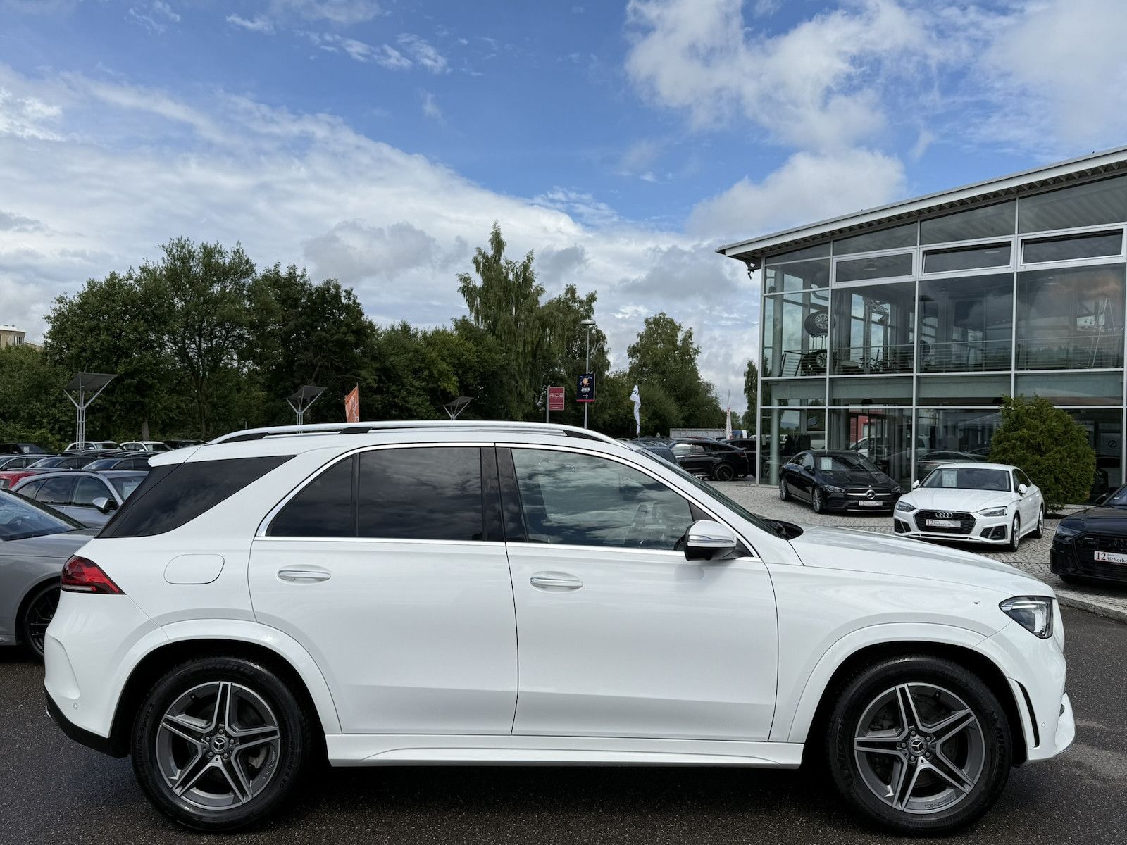 Mercedes-Benz GLE 450 AMG/LUFT/HEAD UP/MEMORY/360°/DAB/1.HAND