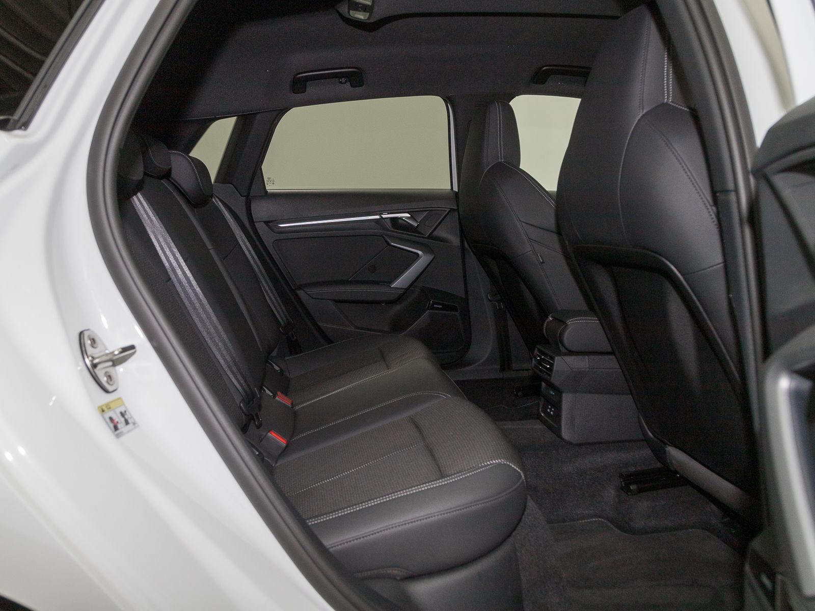 Audi A3 Sportback 30 TFSI S LINE - Samsaru's Car Outlet