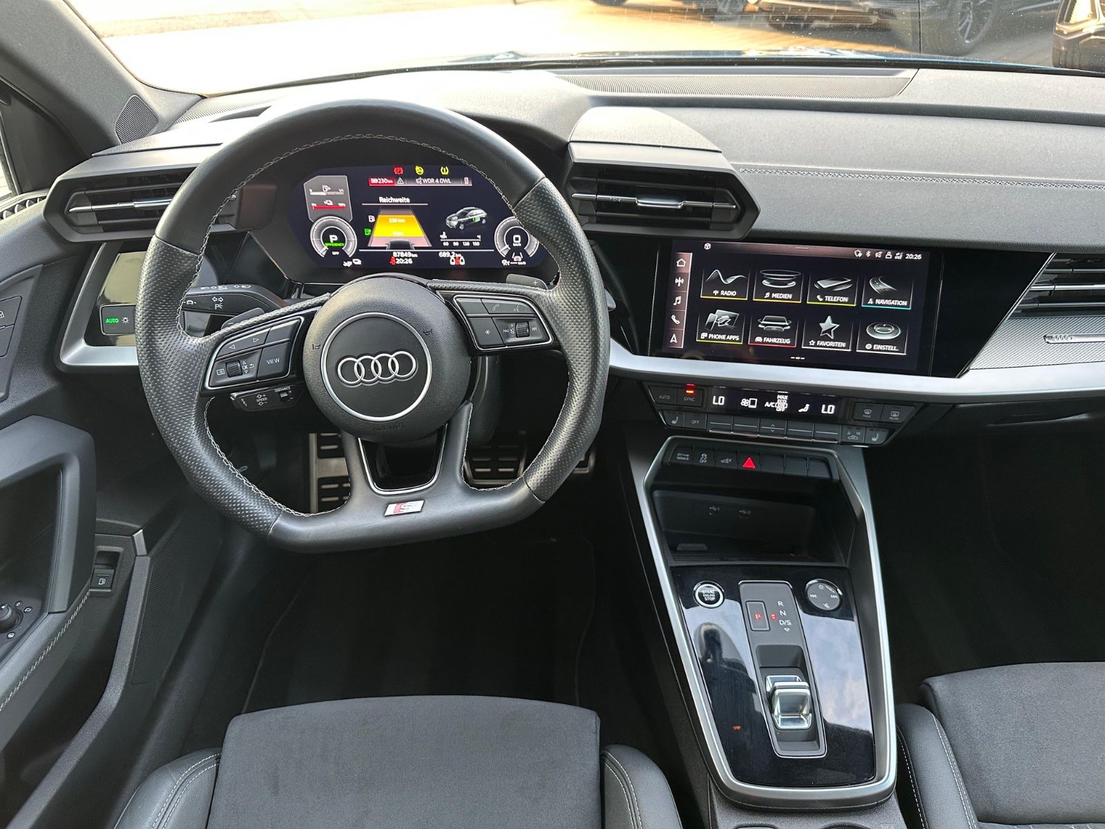 Audi A3 Sportback 40 TFSI e S line - Samsaru's Car Outlet