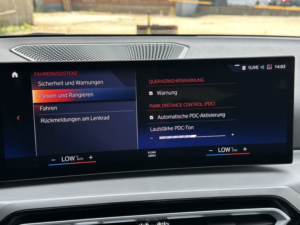 BMW 320 d Touring LCI xDrive - Samsaru's Car Outlet