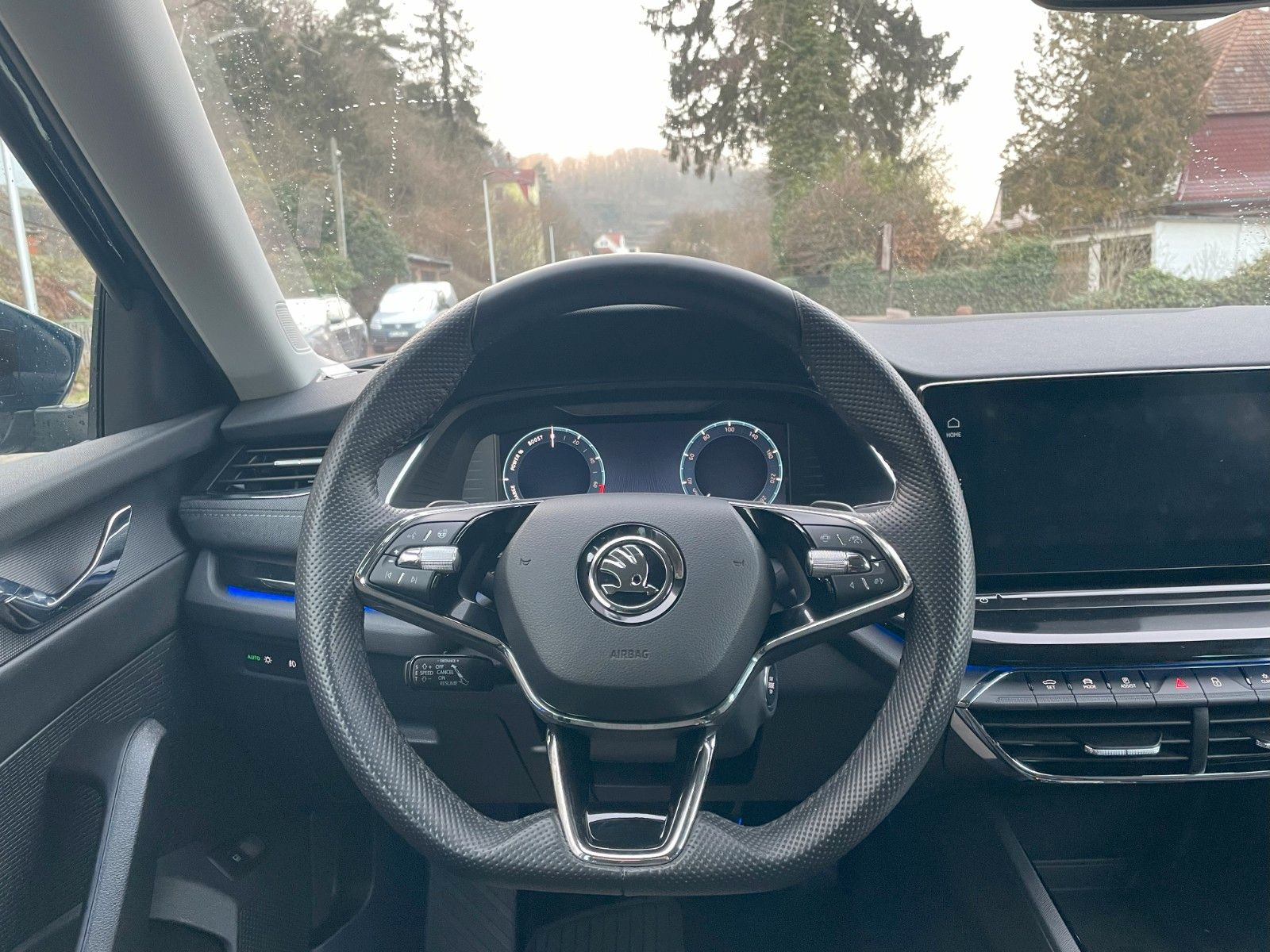 Skoda Octavia Combi Style iV - Samsaru's Car Outlet