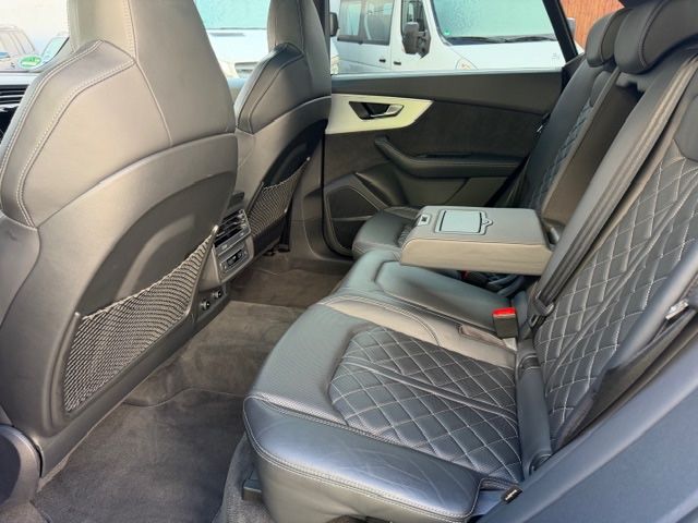 Audi Q8 60 TFSI e quattro S-Line*Carbon Paket*Panoram