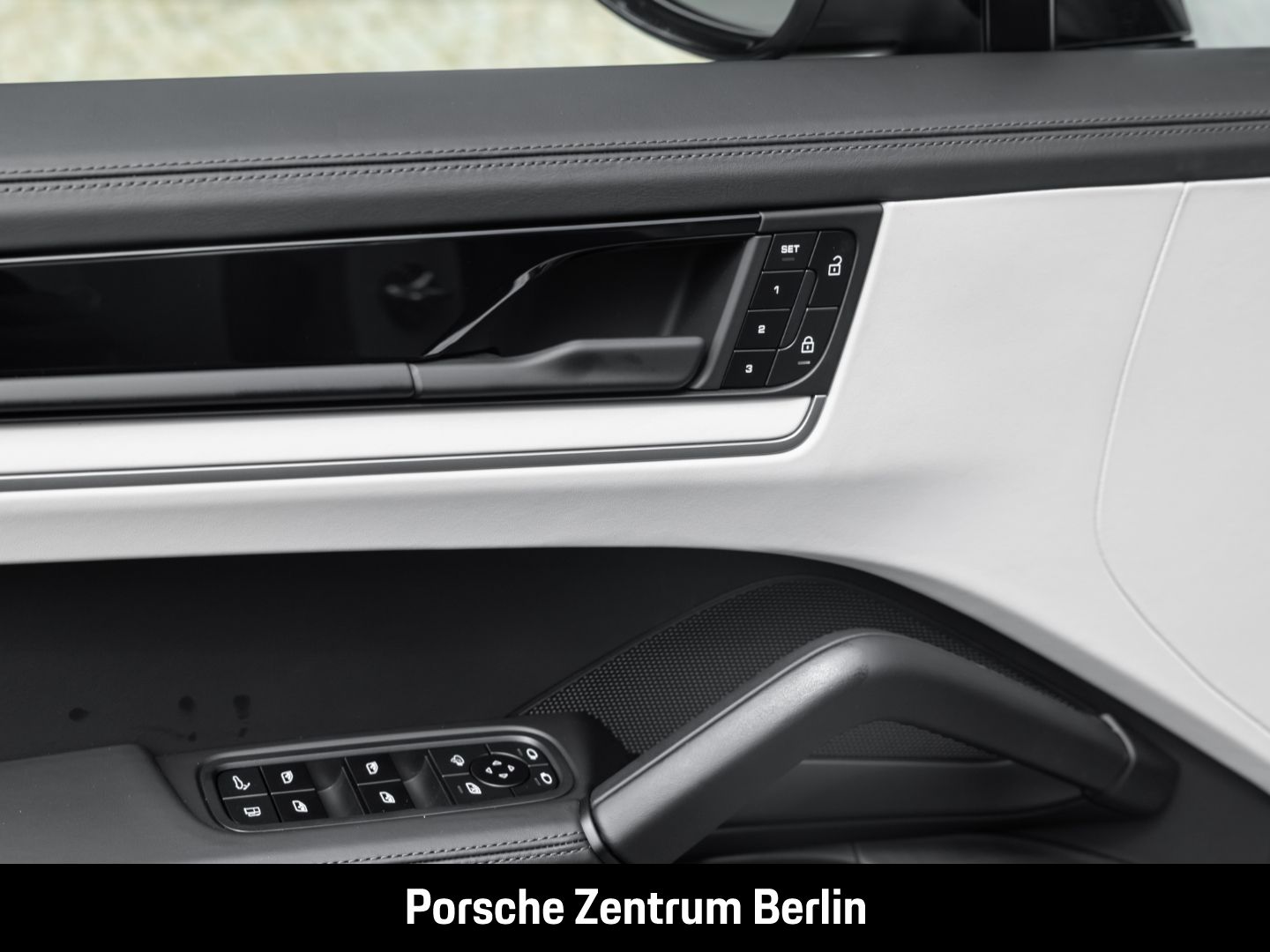 Porsche Cayenne E-Hybrid BOSE LED-Matrix-HD 22-Zoll
