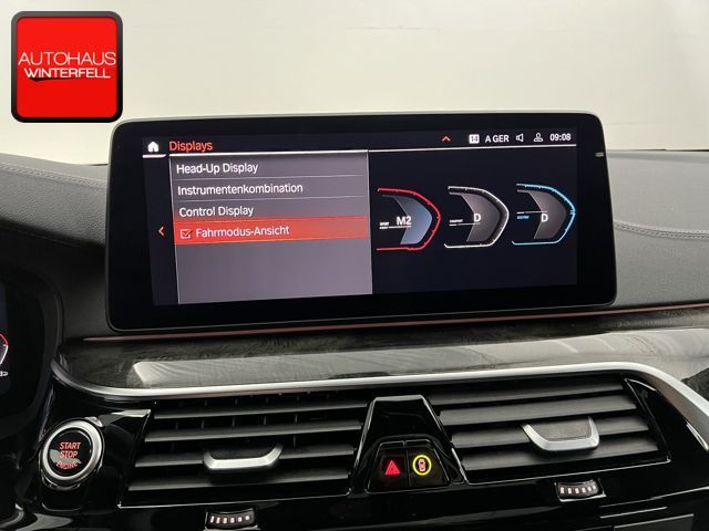 BMW 530 i xDrive Touring Luxury Line PANO+AHK+STANDH