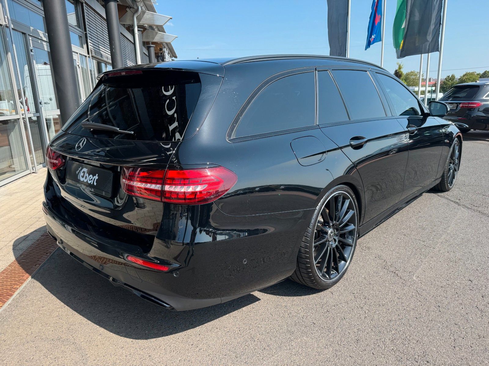 Mercedes-Benz E 400d 4M AMG+Burm+Pano+AHK+Distr+Memory+Night