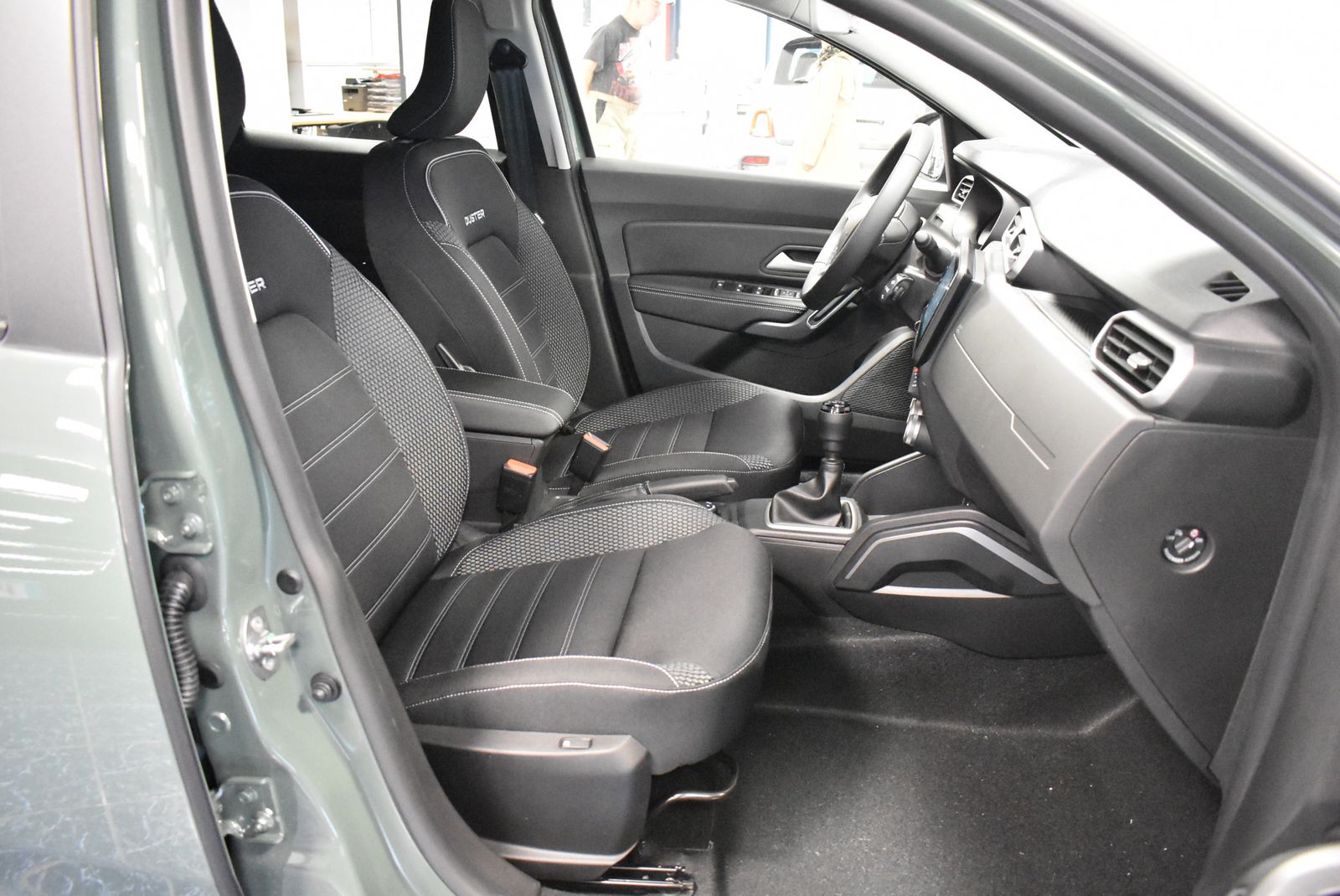 Dacia Duster dCI 115 4WD Journey - Samsaru's Car Outlet