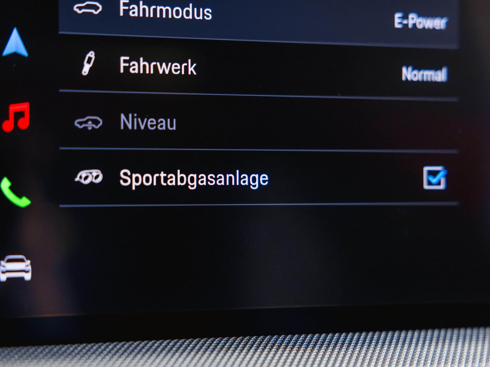 Porsche Cayenne E-Hybrid Sportabgasanlage Panoramadach