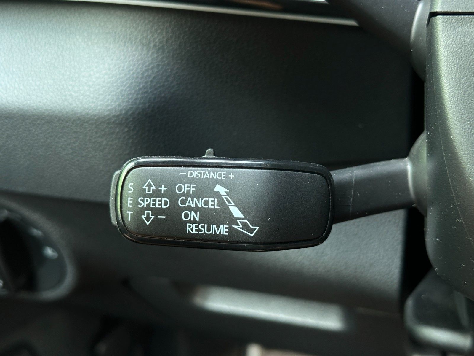 Skoda 150PS DSG Sportline NAVI ACC KAMERA eHK LM19"AHK