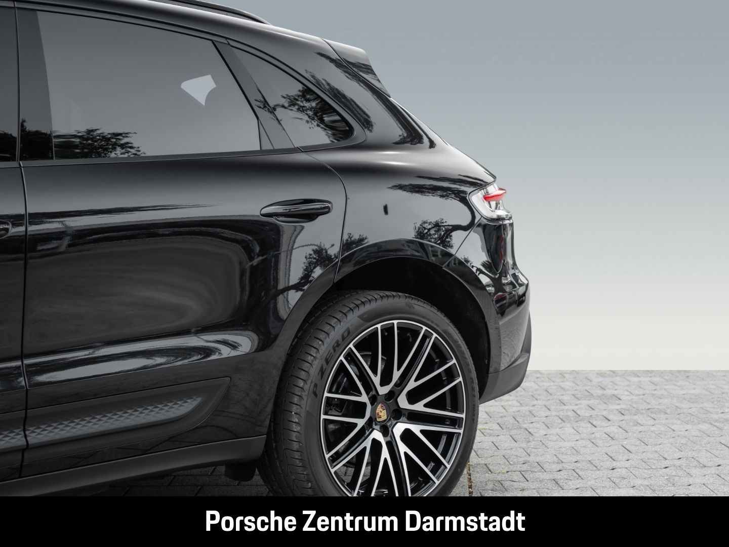 Porsche Macan - Samsaru's Car Outlet