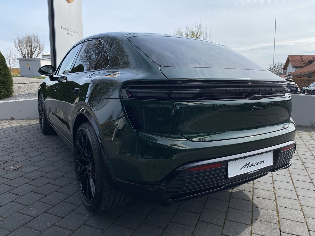 Porsche Macan Turbo | 22-Zoll Räder | InnoDrive