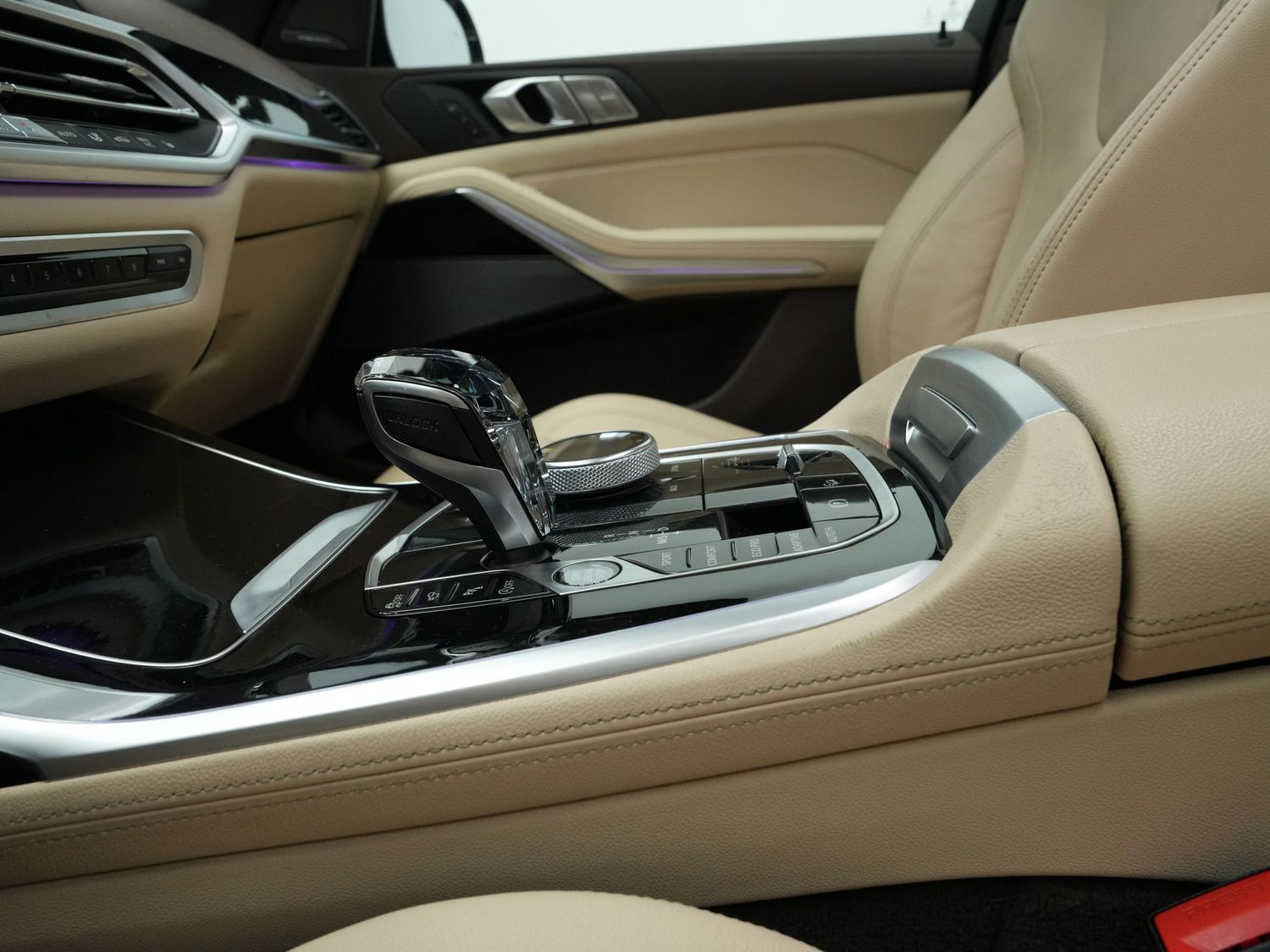 BMW X7 xDrive 40 i M Sport PANO*HUD*AHK*H&K*TV FOND*