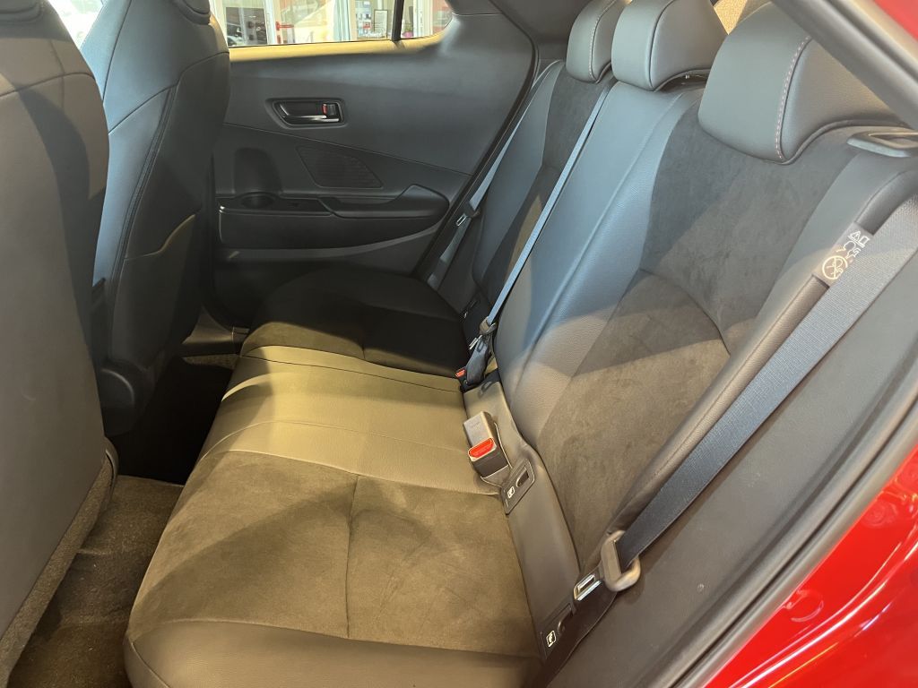 Toyota C-HR 2.0 Hybrid AWD GR SPORT - Samsaru's Car Outlet