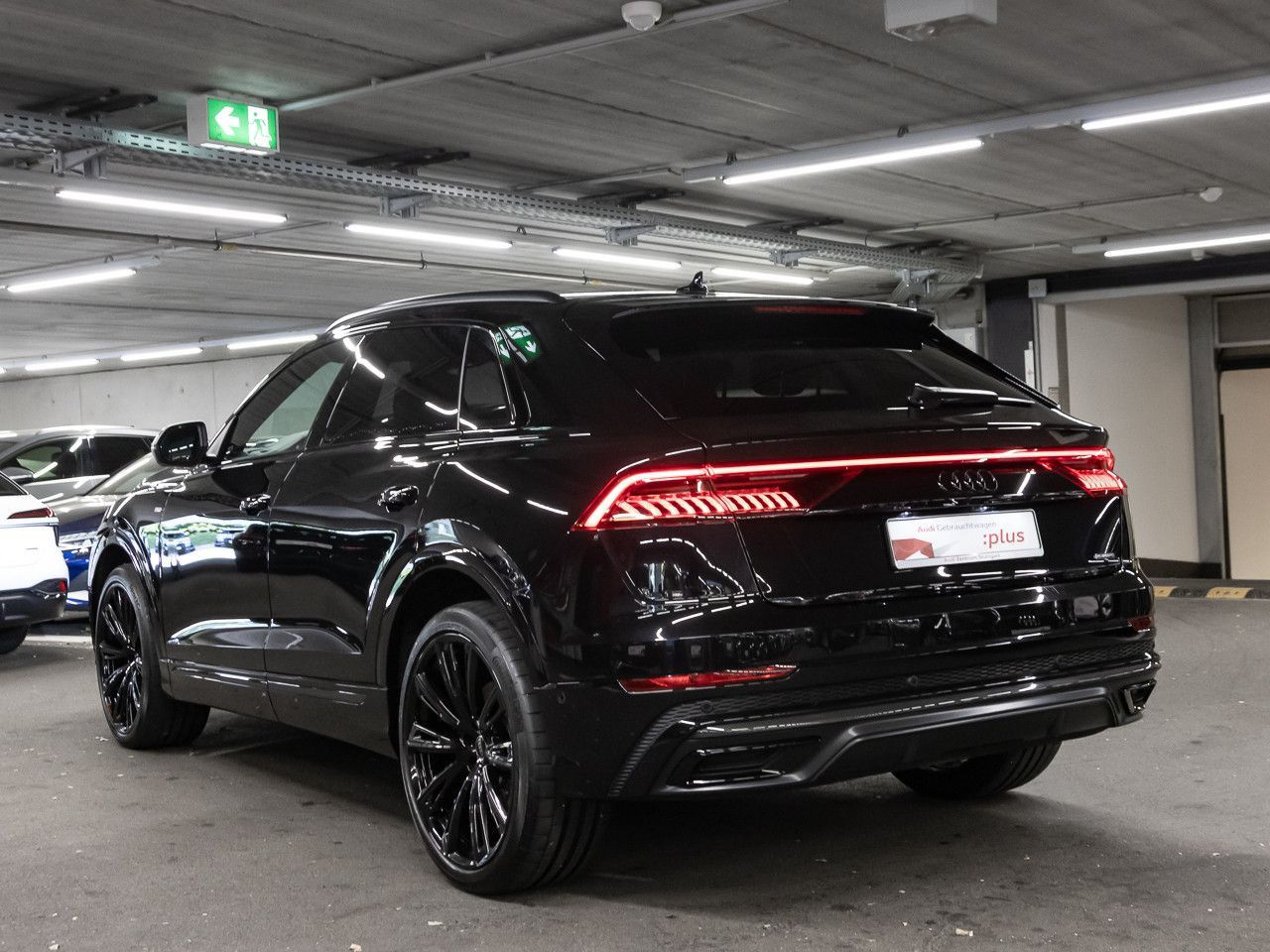 Audi Q8 50 TDI quattro S line Matrix AHK Pano 23''