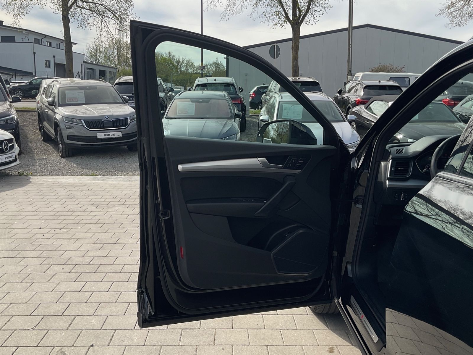 Audi Q5 Sportback 50 TDI quat. S line - Samsaru's Car Outlet