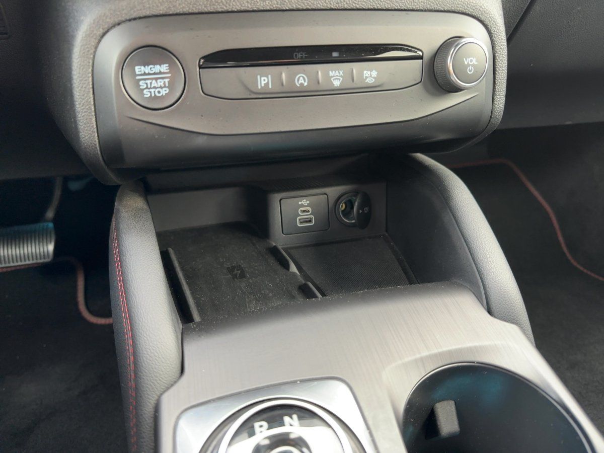 Ford FOCUS ST-Line X LED+AHK+Kamera+Winterpaket