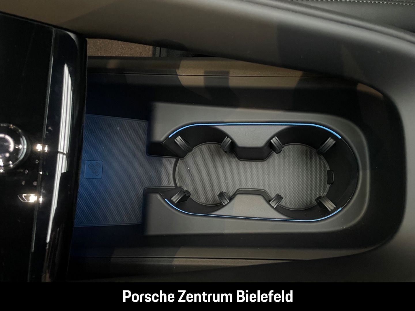 Porsche Macan 4 Offroad-Design LED-Matrix Surround-View
