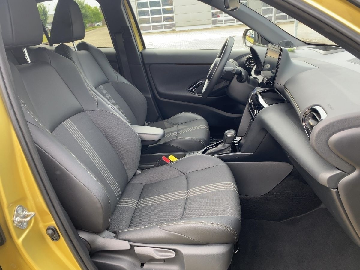 Toyota Yaris Cross 1.5 Hybrid Aventure*AHK*GJR*SHZ*KAME