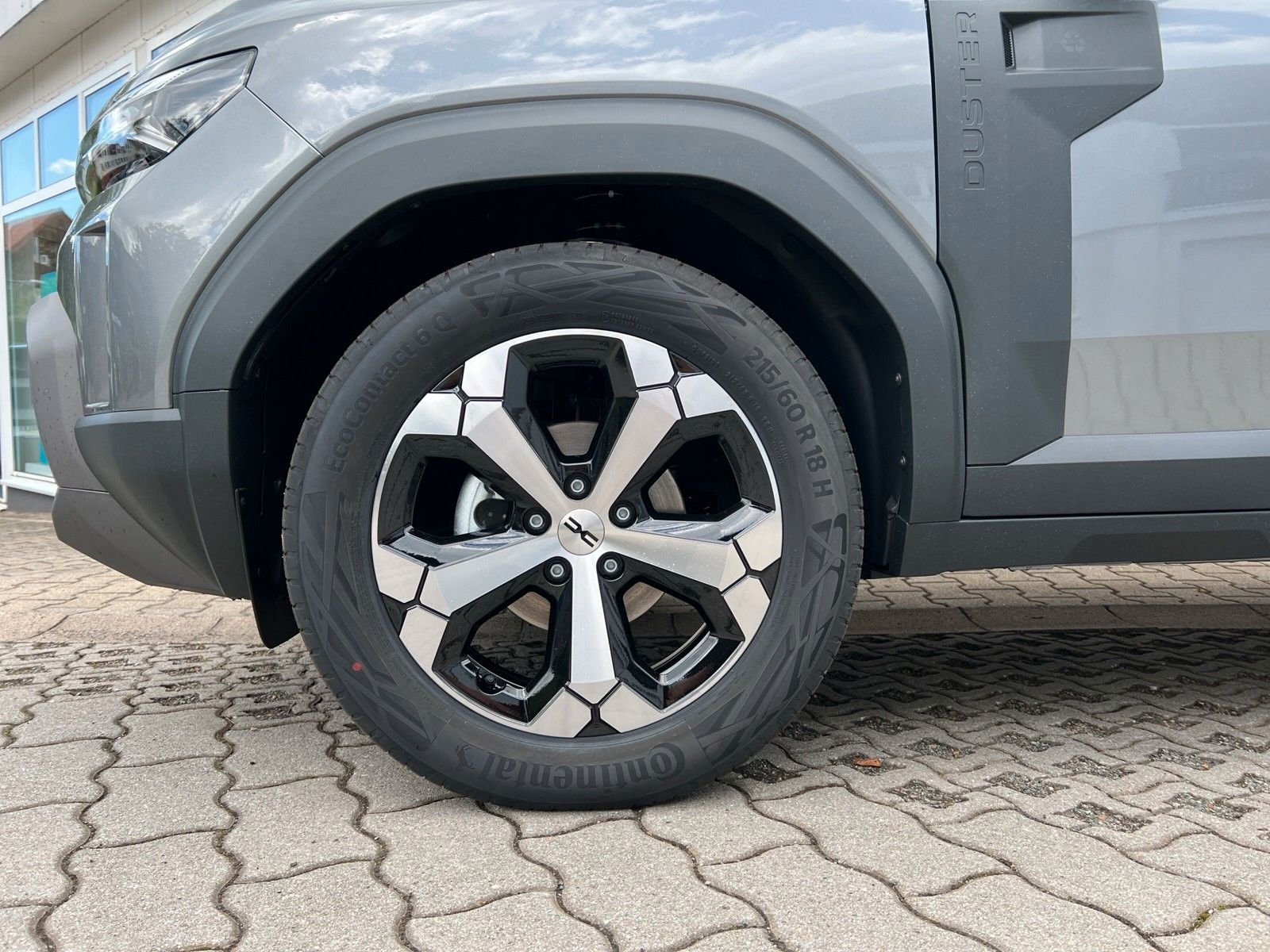 Dacia Duster TCe 130 Journey - Samsaru's Car Outlet