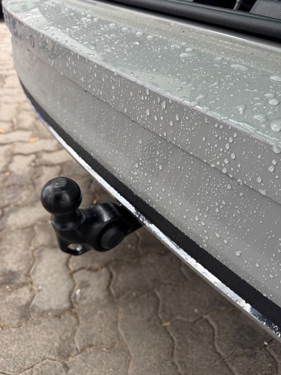 Skoda Karoq Sportline 1,5TSI DSG, Pano,AHK,19,360°,5Ja