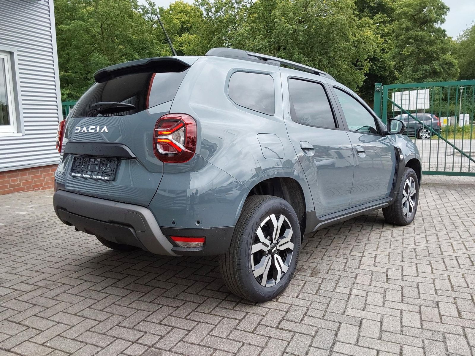 Dacia Duster TCe 150 4x2 Journey - Samsaru's Car Outlet