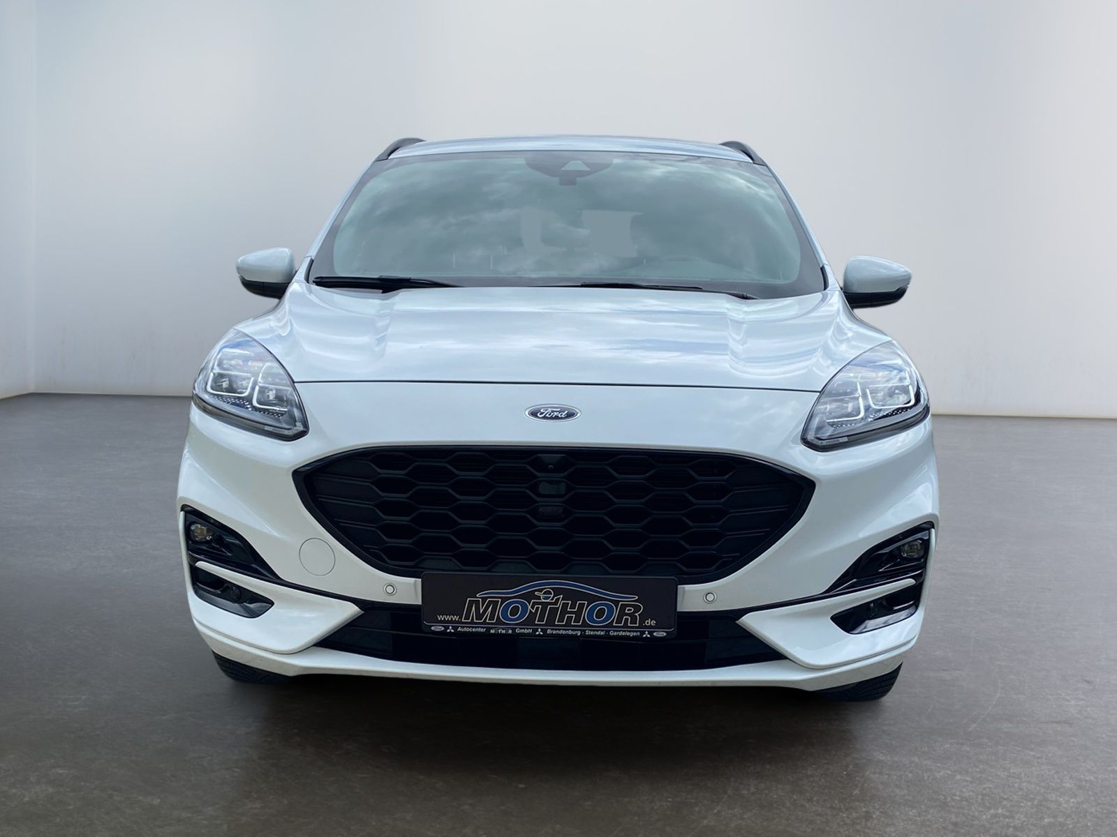 Ford Kuga ST-Line X 2.0 EcoBlue - Samsaru's Car Outlet