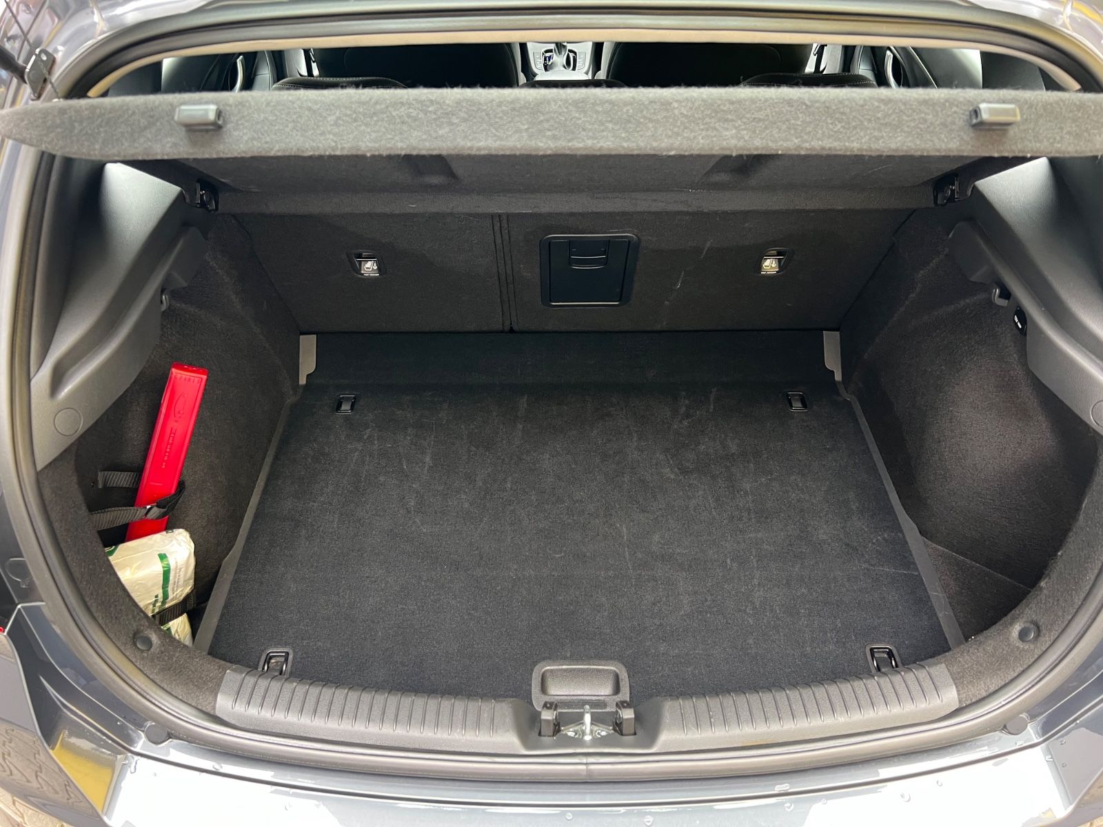 Hyundai i30 Trend Mild-Hybrid - Samsaru's Car Outlet