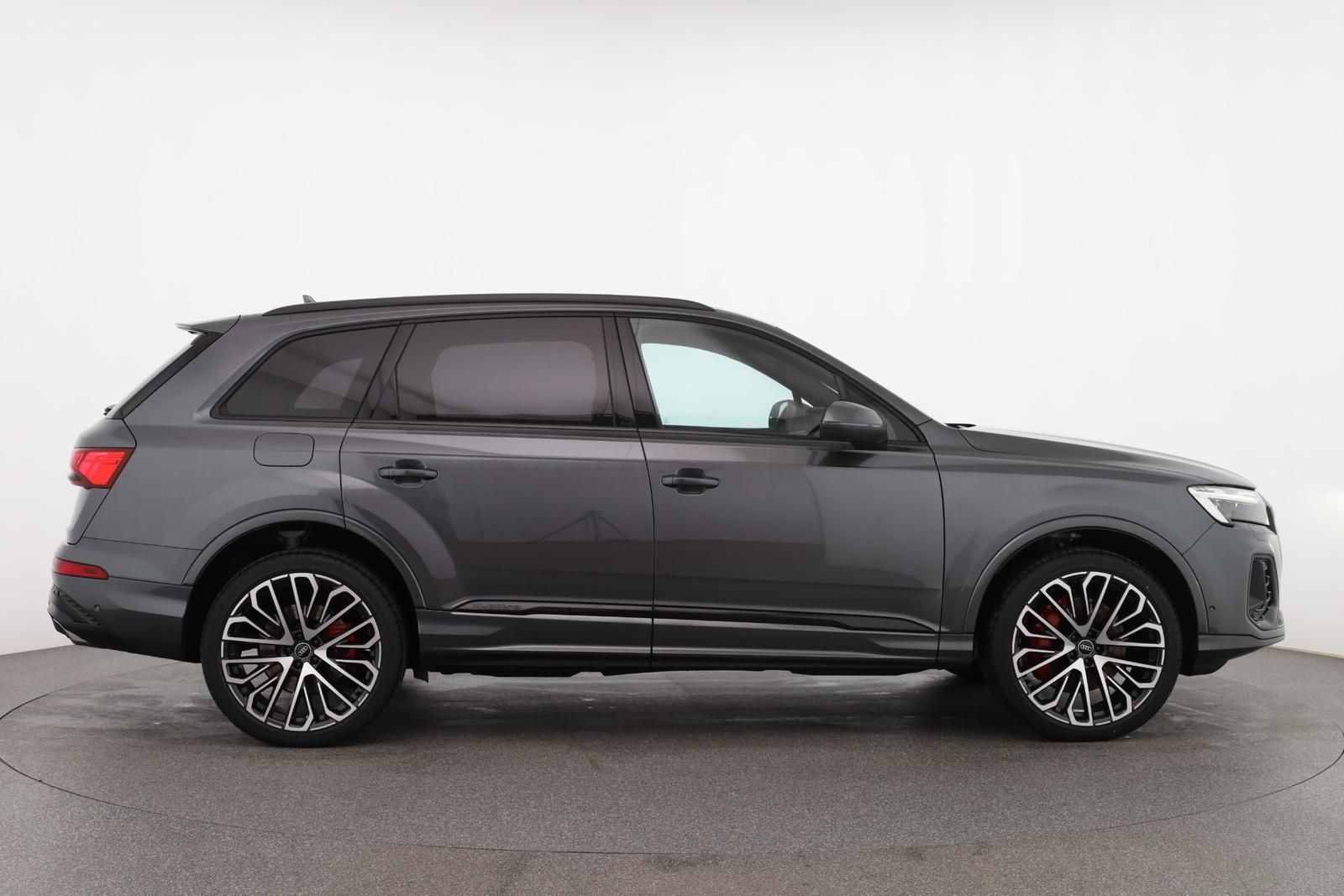 Audi Q7 50 TDI quattro S line