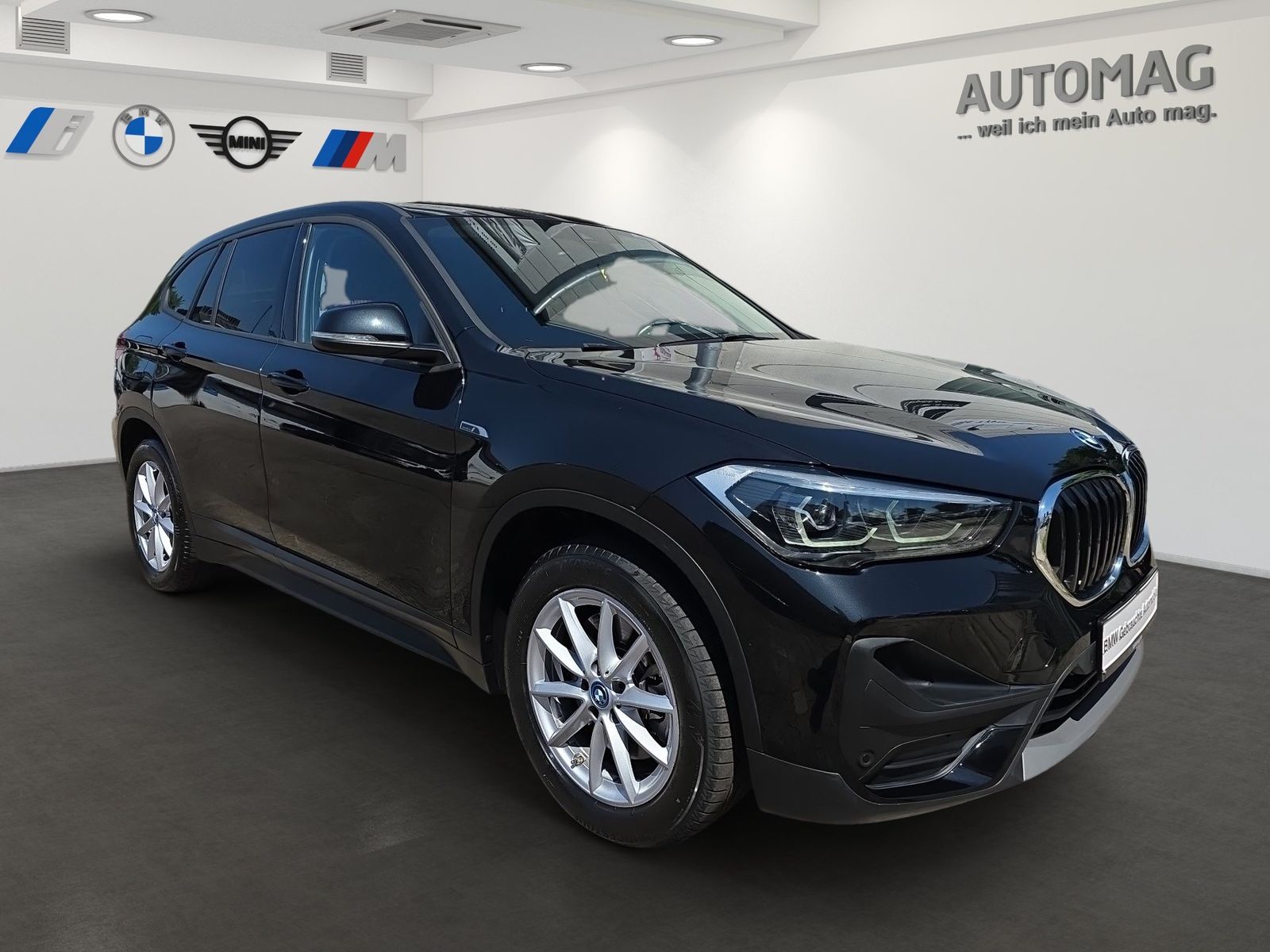 BMW X1 xDrive25e - Samsaru's Car Outlet