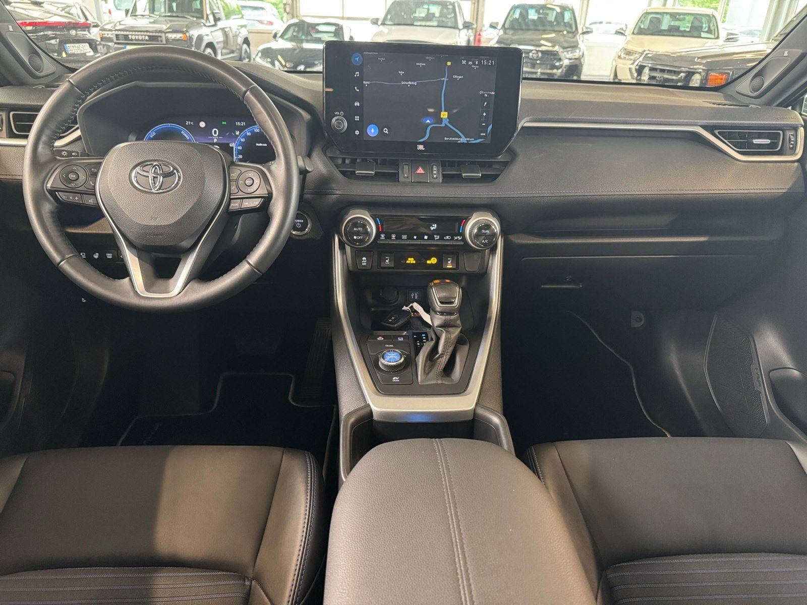 Toyota RAV4 Style Selection 4x4 - Samsaru's Car Outlet