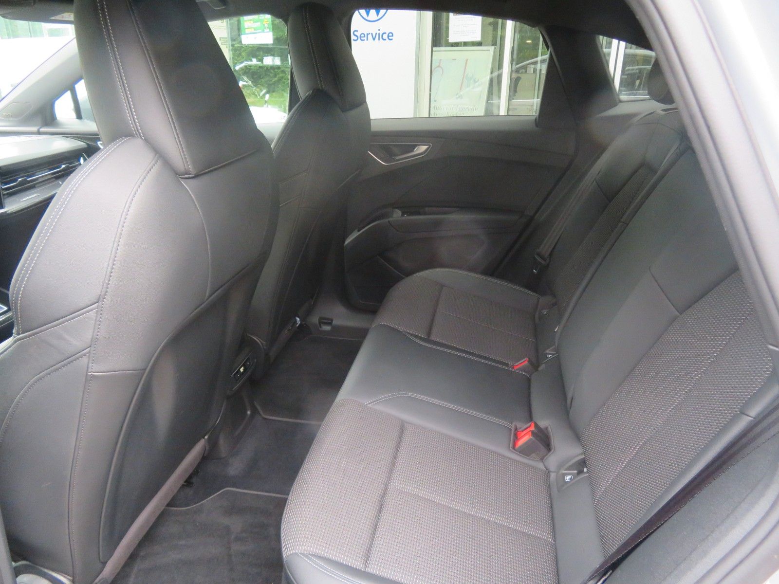 Audi Q4 Sportback e-tron S line 50 Quattro AHK NAVI