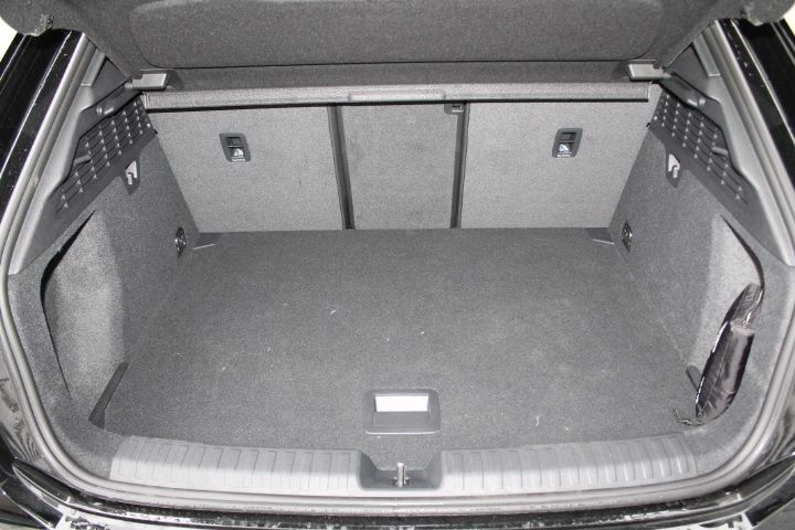 Audi A3 Sportback 35 TDI S-Line - Samsaru's Car Outlet