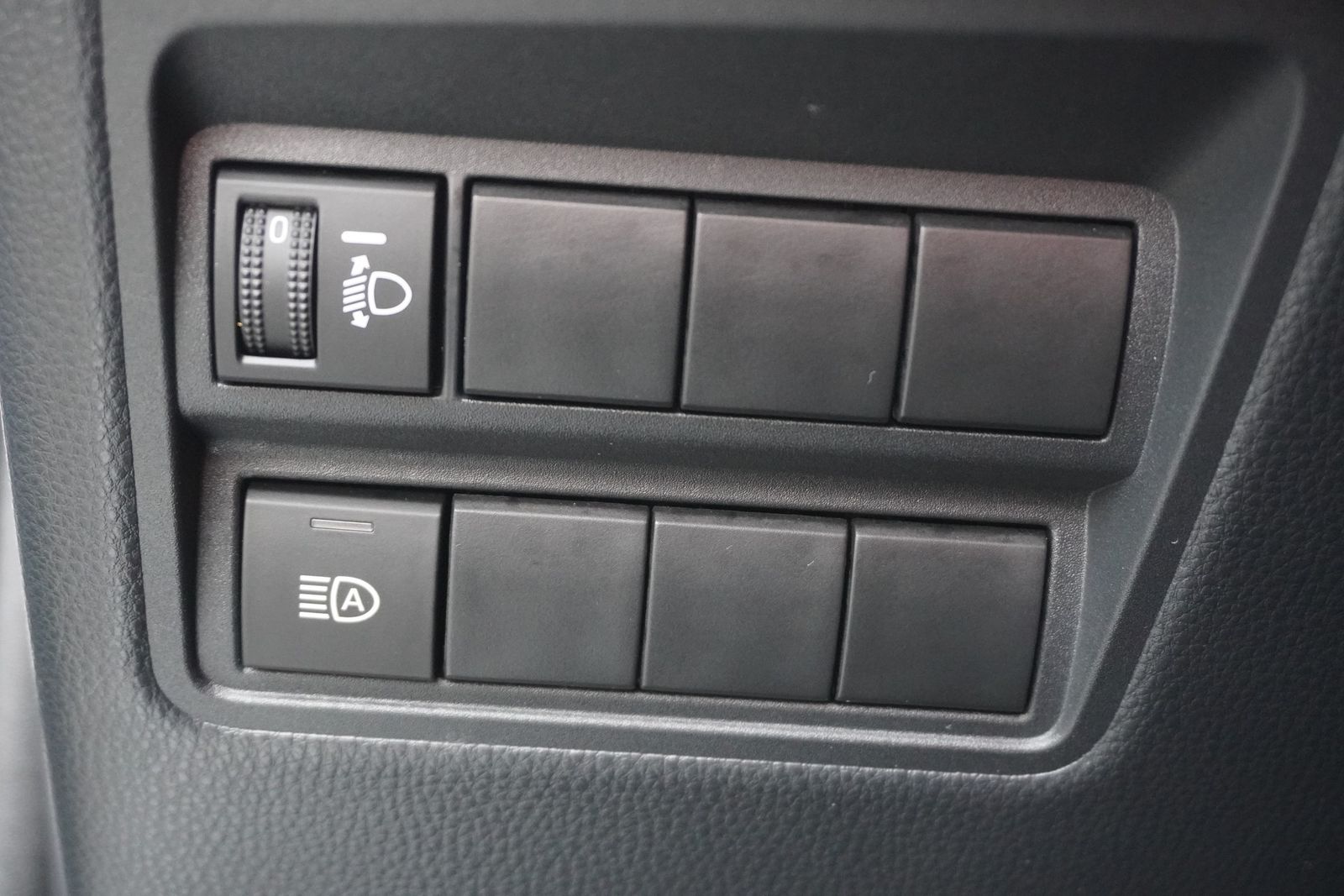 Toyota Yaris 1.5 Hybrid Team D Aut. LED ACC Kamera DAB