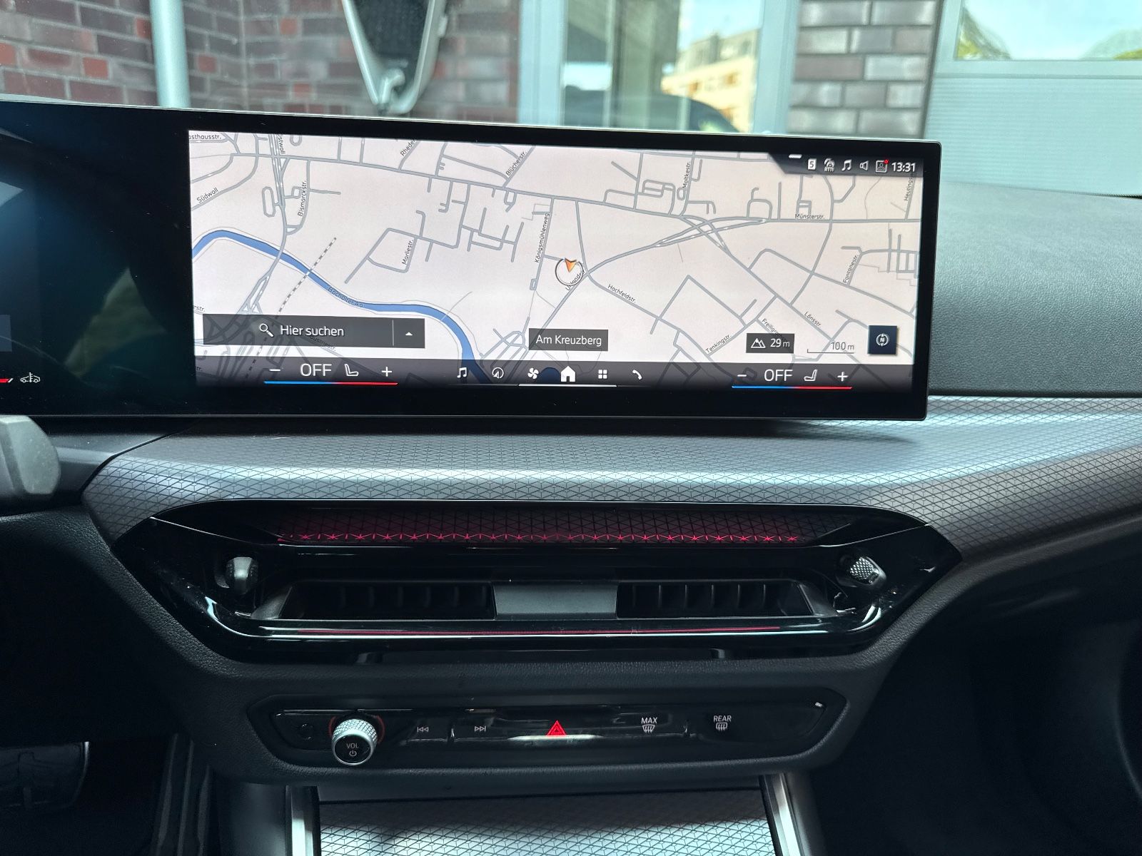 BMW 320d T xDrive M Sport Innovation AHK HUD 360 19"