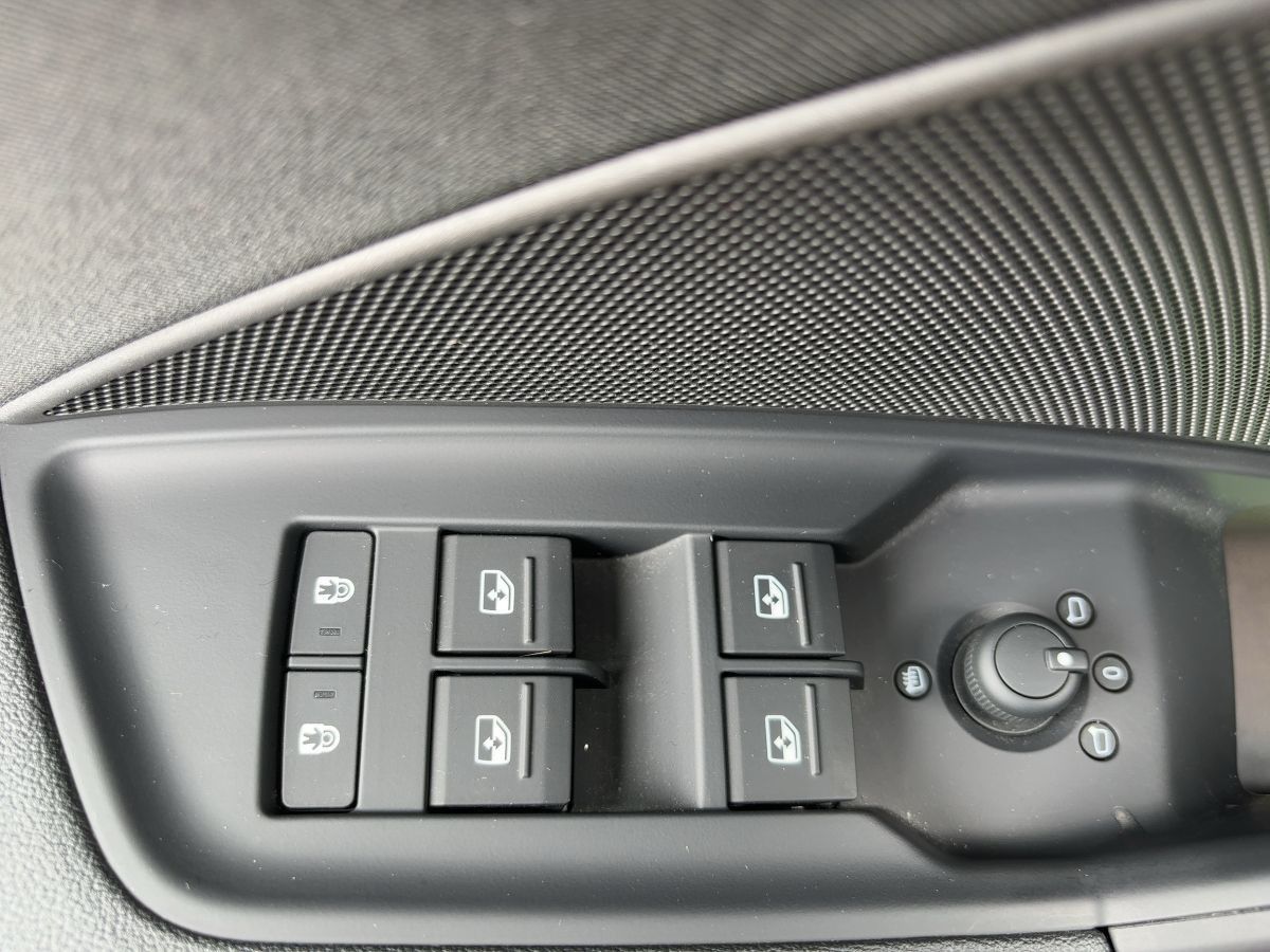 Audi A3 Sportback S line 35 TFSI S tronic - Samsaru's Car Outlet