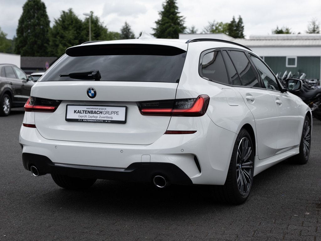 BMW 330d Touring M-Sportpaket - Samsaru's Car Outlet