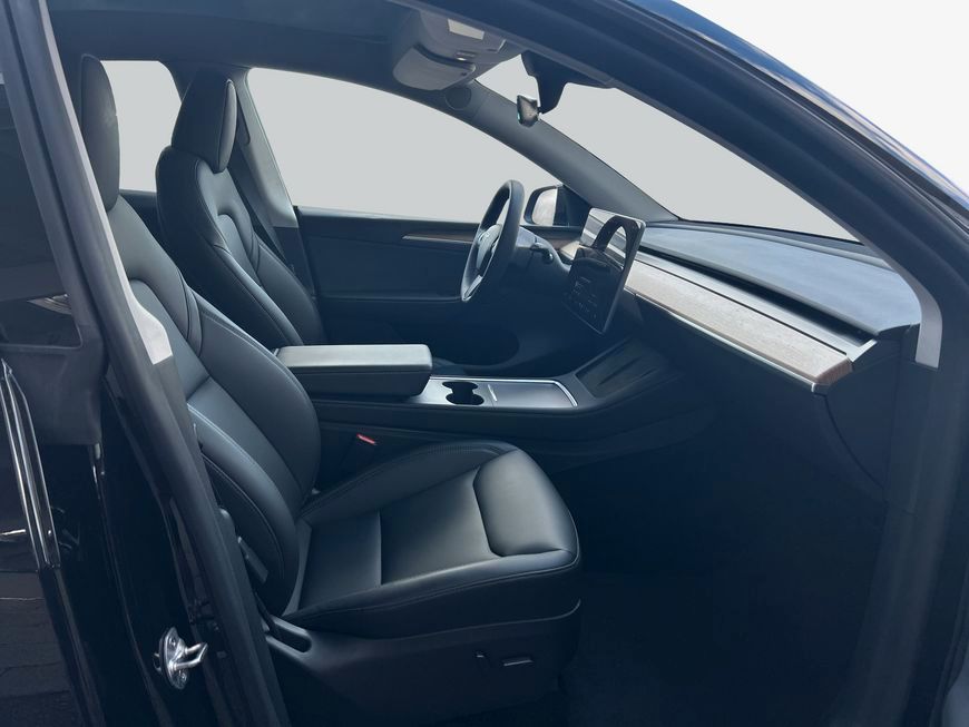 Tesla Model Y Performance Dual Motor AWD