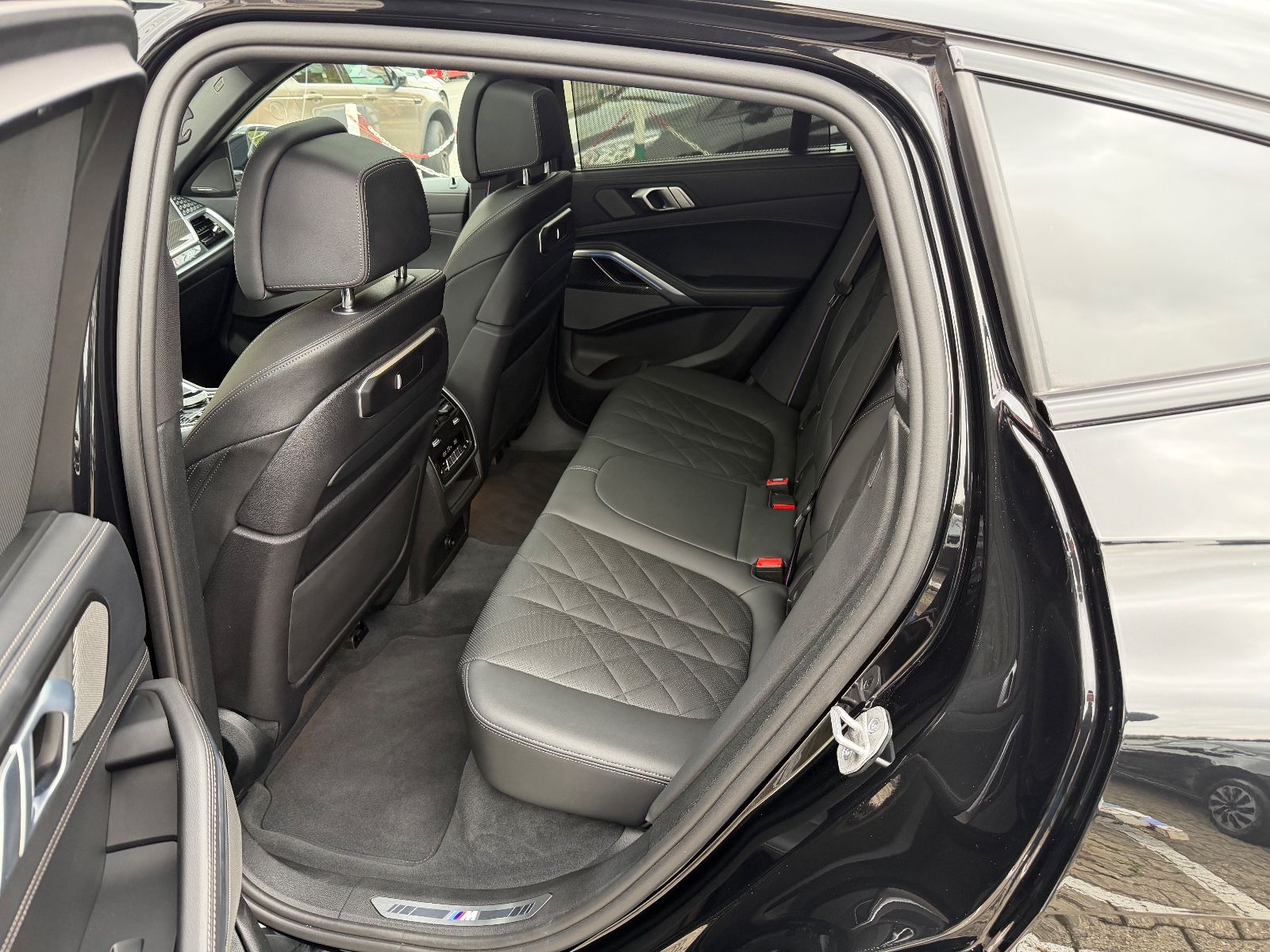 BMW X6 30 d xDrive M Sport ABSOLUT VOLL 22 ZOLL